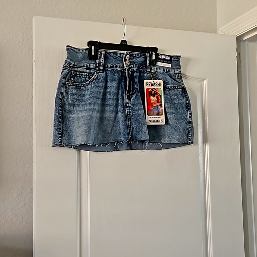REWASH Micro Mini Blue Denim Jean Skirt size 11/30. NWT